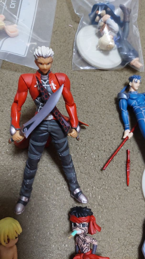 fate 関連グッズ(ぬいぐるみ、フィギュア、下敷きなど)