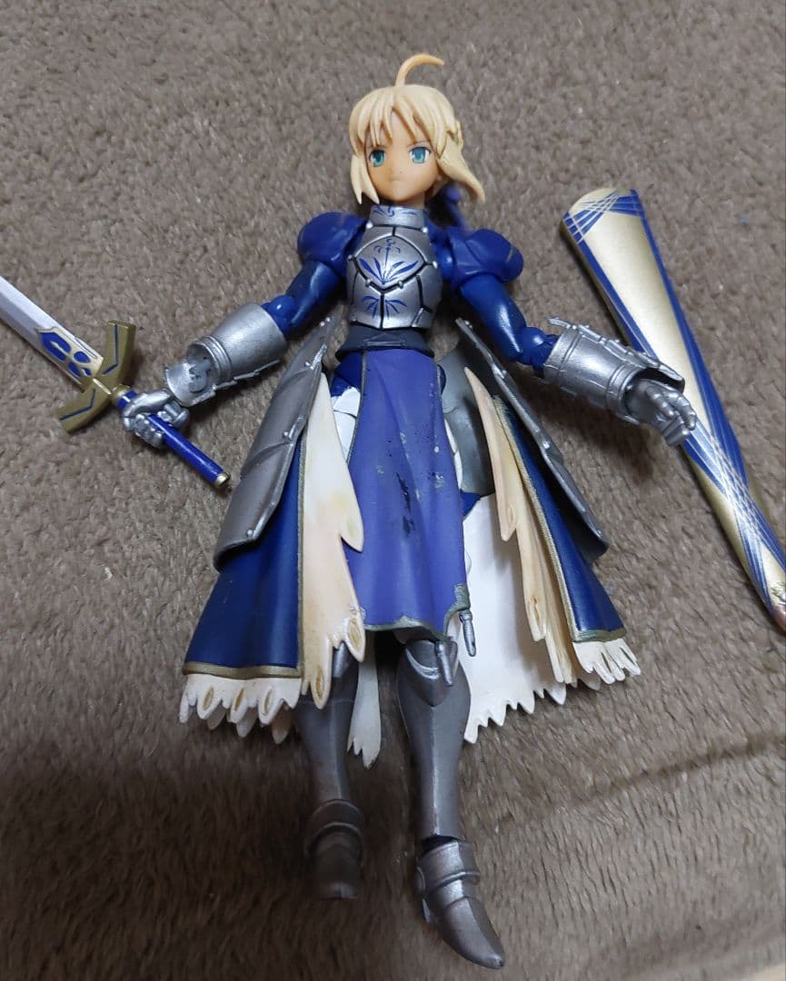 fate 関連グッズ(ぬいぐるみ、フィギュア、下敷きなど)