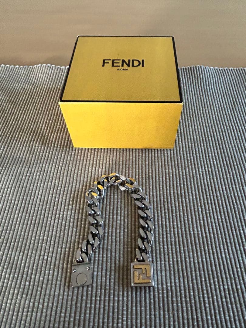 FENDI フェンディ 喜平　FF チェーン ブレスレット シルバー