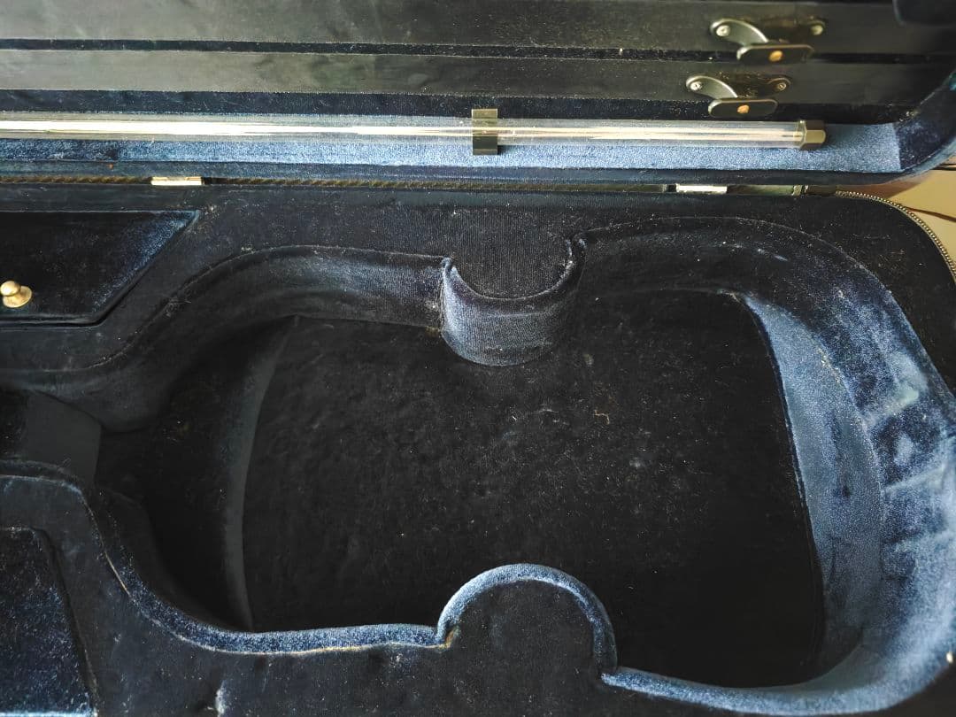 YAMAHA バイオリンケース 4/4 ハイグロメーター付き