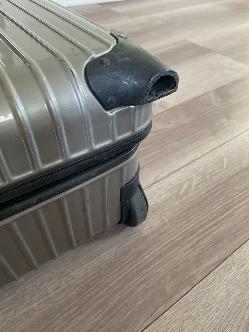 リモワ60L サルサ プロセッコ 64x44x27cm