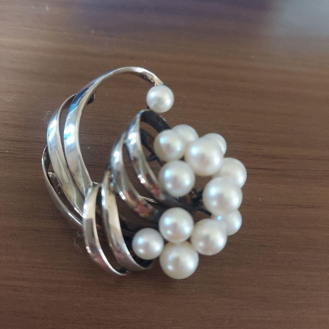 タサキパールフラワーブローチ