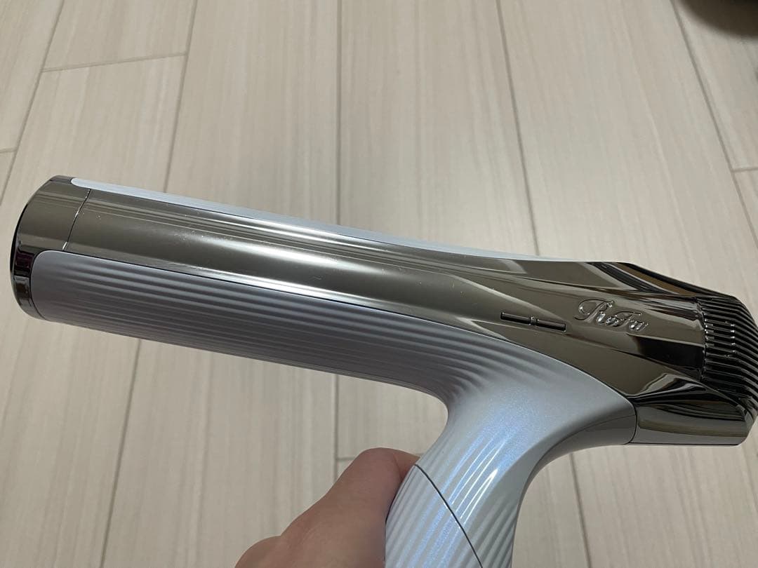 ジャンク リファ ビューティックドライヤー ホワイト