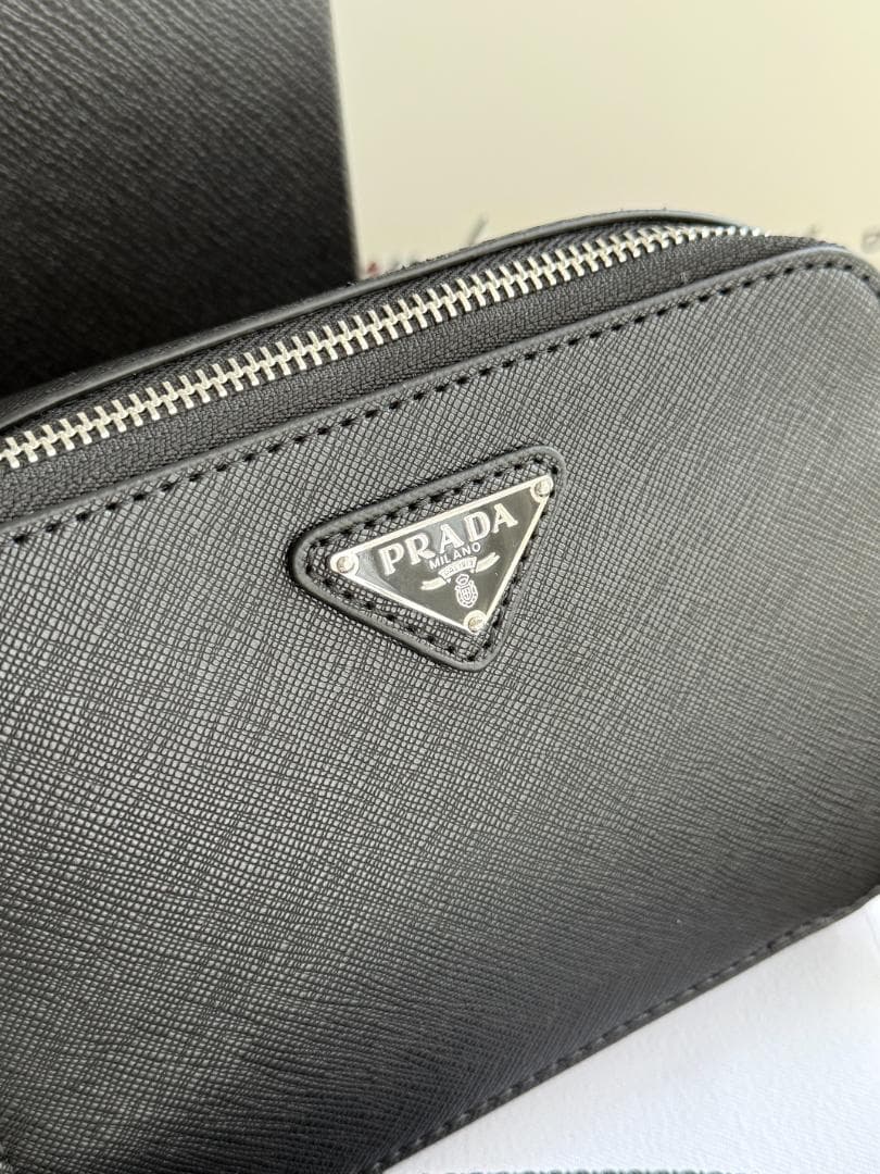 早い者勝ち！ブラック ショルダーバッグ