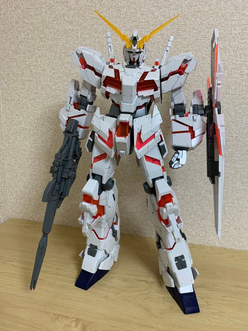 メガサイズ　ユニコーンガンダム