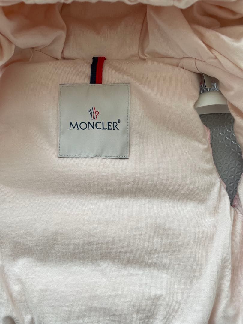 【新品未使用品】MONCLER ピンク ダウンベスト