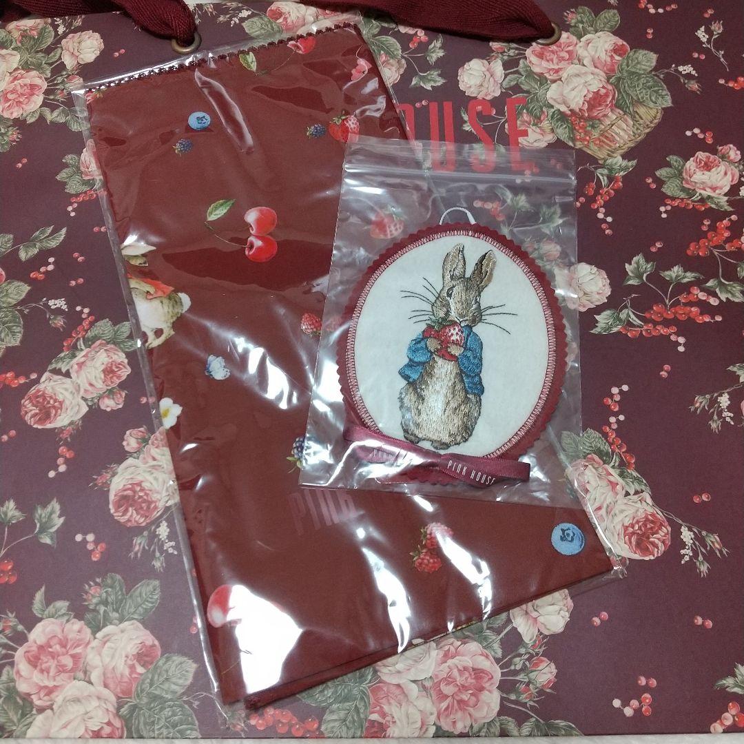 ピンクハウス ＊ブローチとハンカチ＊