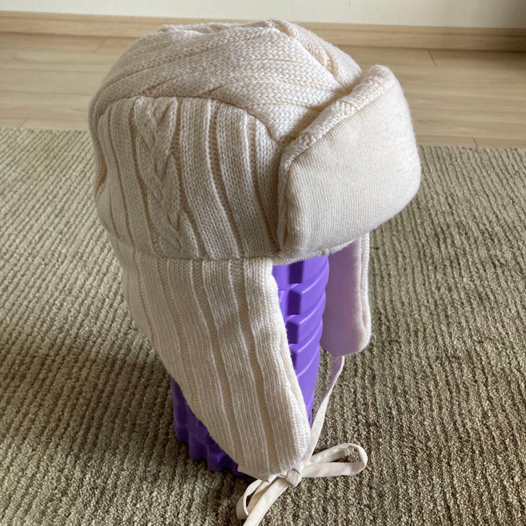 FENDI ホワイトケーブルニット 耳あて付きニット帽