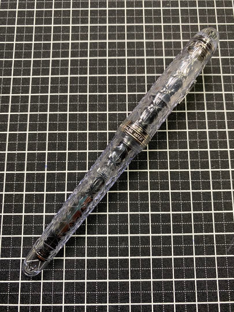 Platinum CENTURY #3776 六花　万年筆　字幅F