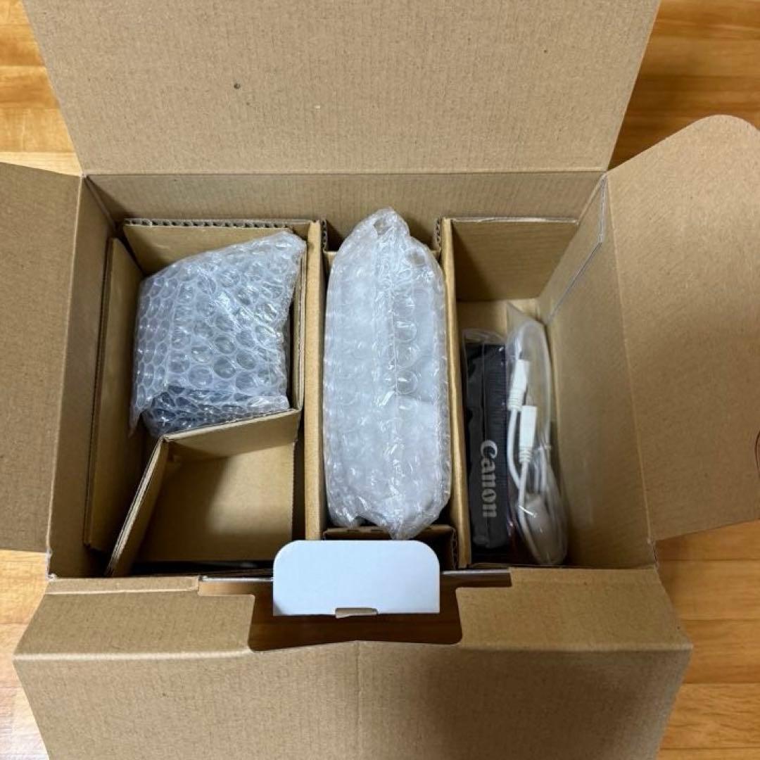 【新品未使用】Canon EOS M10 黒 ミラーレス一眼 レンズキット