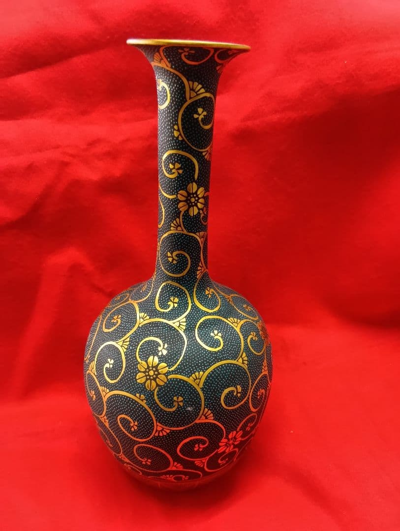 九谷焼　飾壺　青粒鉄仙高約28㌢　大雅窯