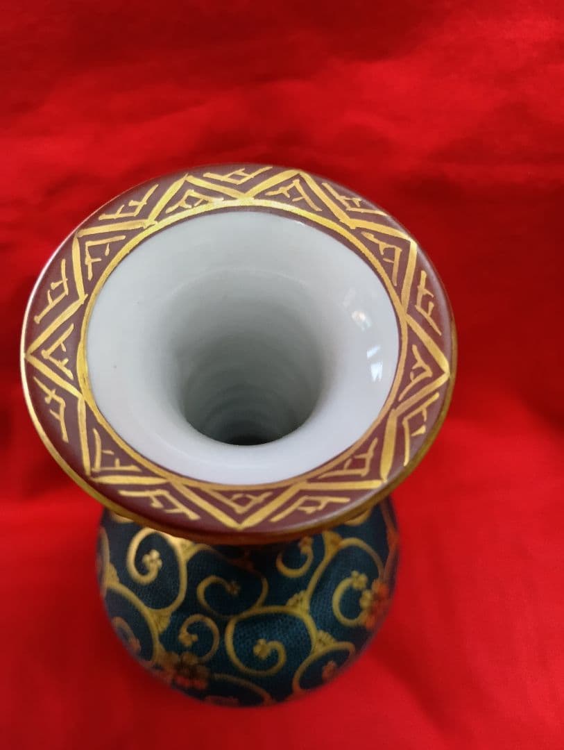 九谷焼　飾壺　青粒鉄仙高約28㌢　大雅窯