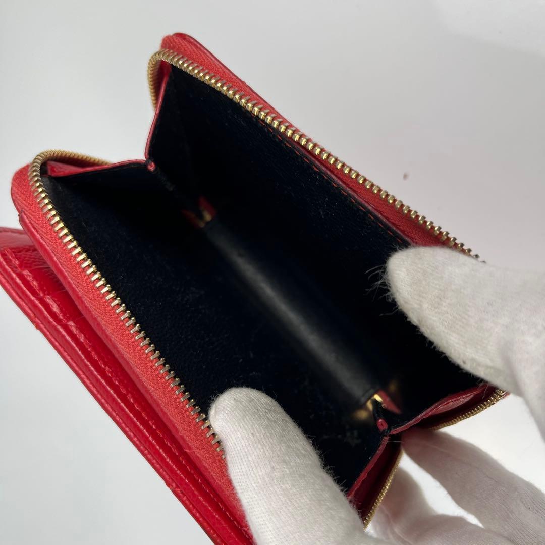 【極美品】サンローラン 二つ折り カサンドラ キャビアスキン キルティング 赤