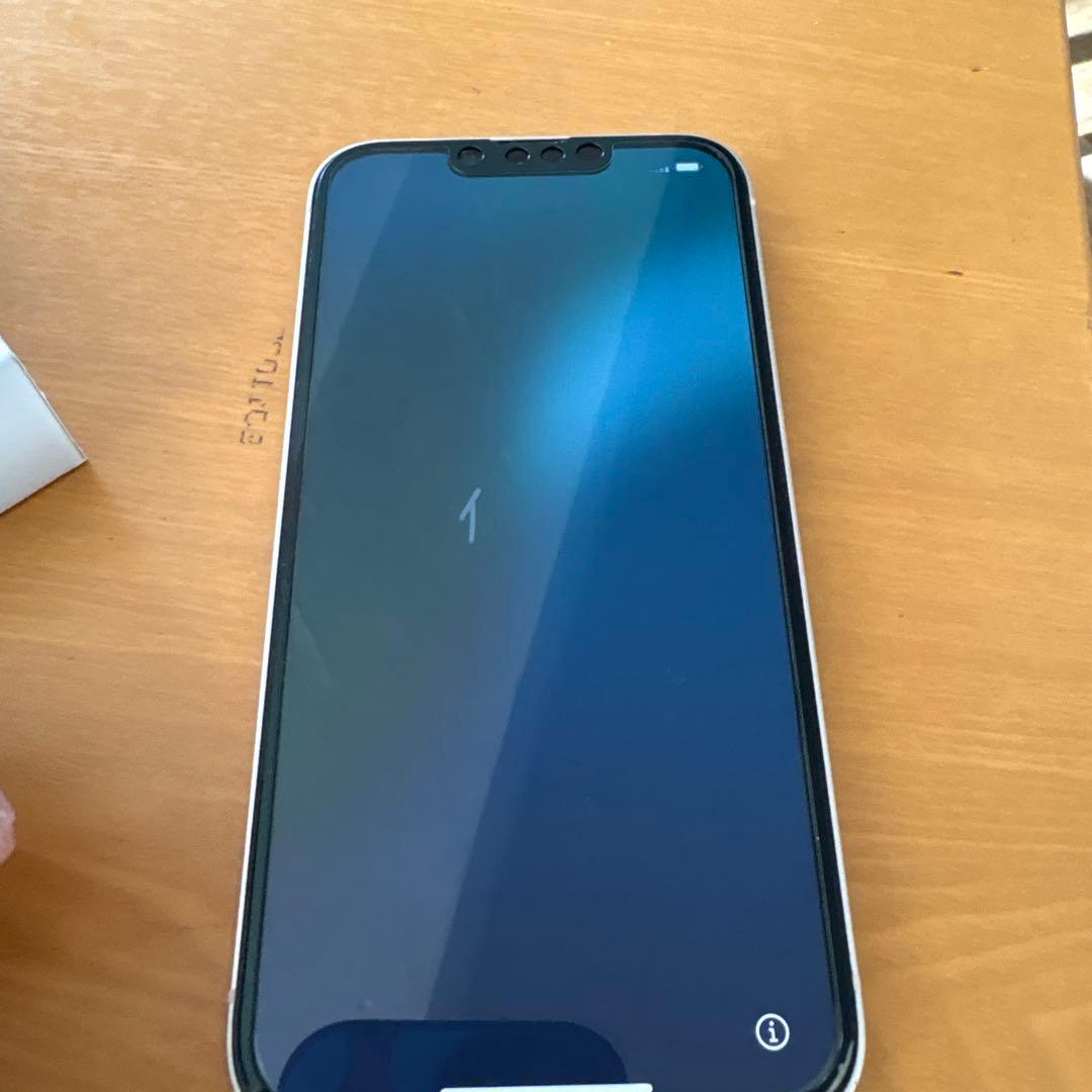 iPhone13ピンク256G