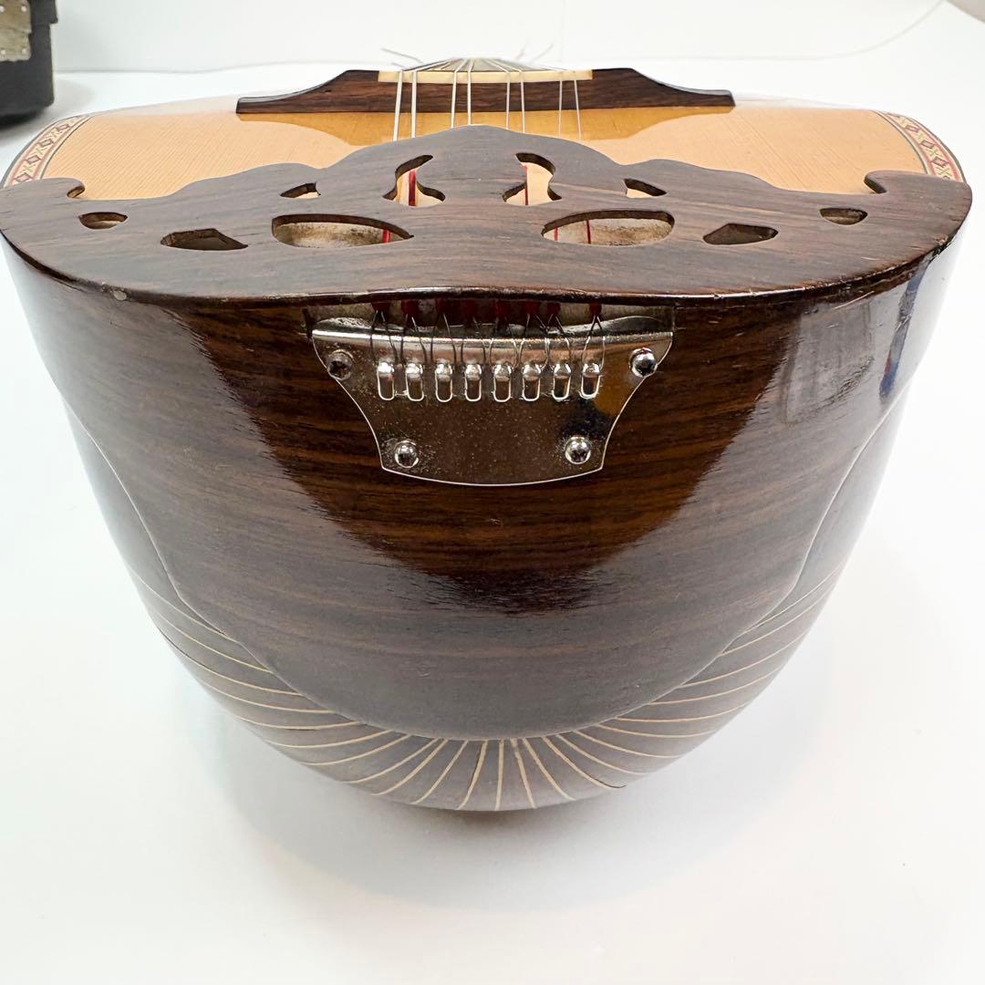 SUZUKI マンドリン 8弦 ハードケース付き（鈴木バイオリン）