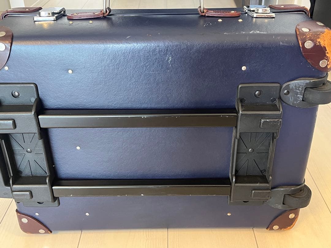 グローブトロッター スモールキャリーオンスーツケース（機内可）