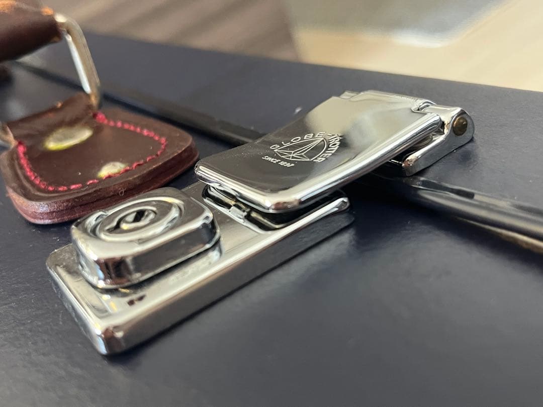 グローブトロッター スモールキャリーオンスーツケース（機内可）