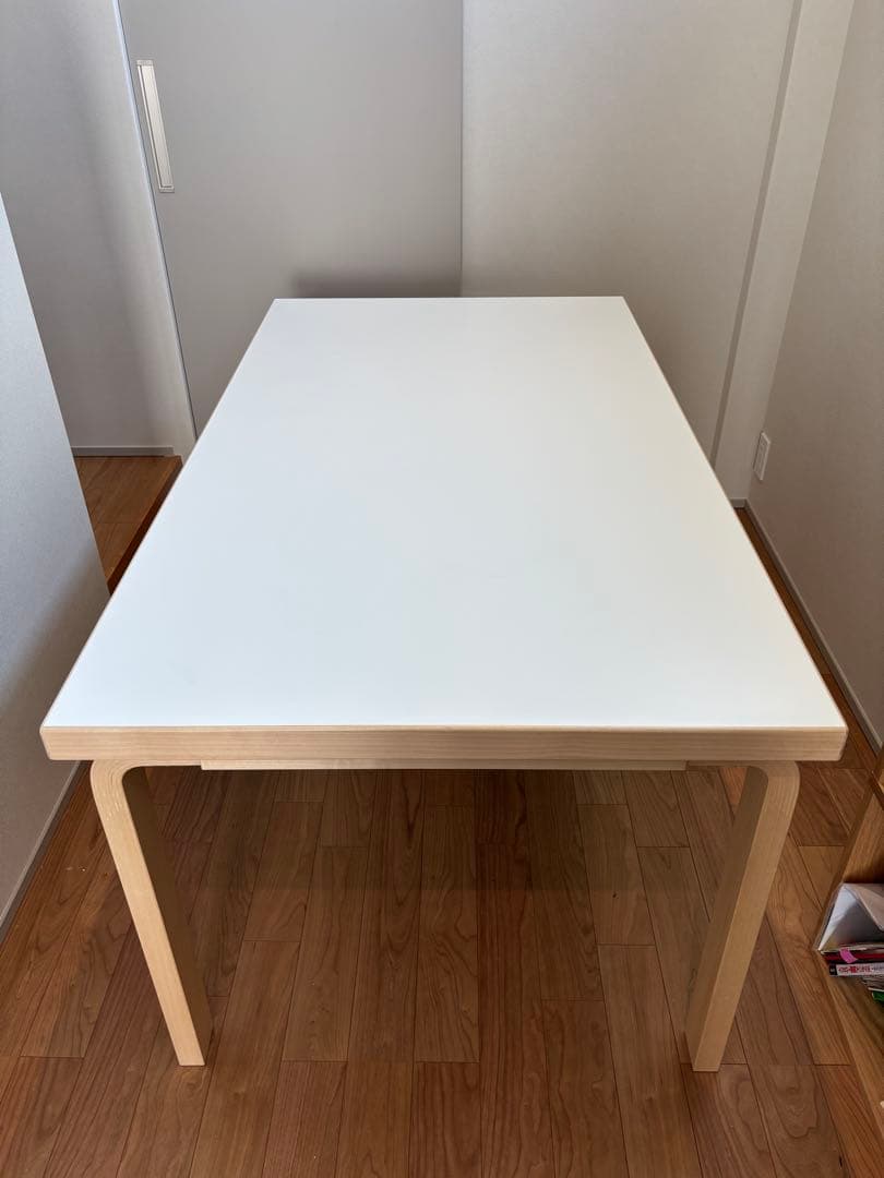 artek テーブル82A 150x85/ホワイトラミネート