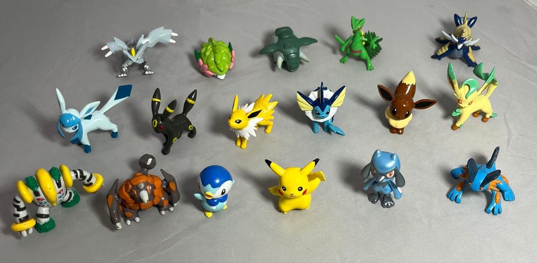 ポケットモンスター　ポケモン　モンコレ　17体セット