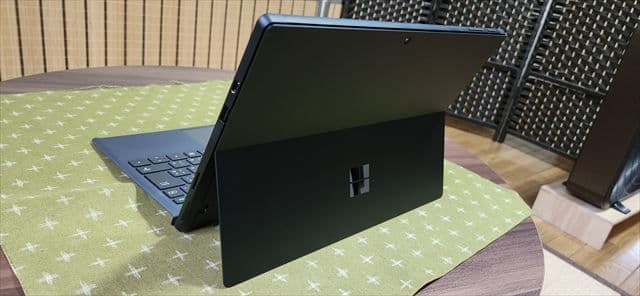 MicrosoftSurfacePro7_メモリ8GB_SSD256GB黒KB付