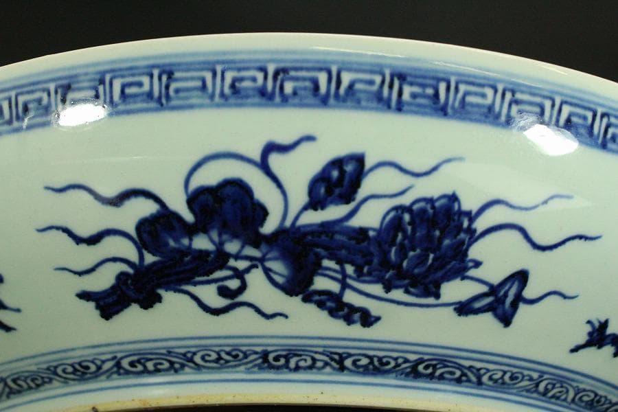 中国美術 青花 枝果紋 皿 φ42.3cm(BB509)