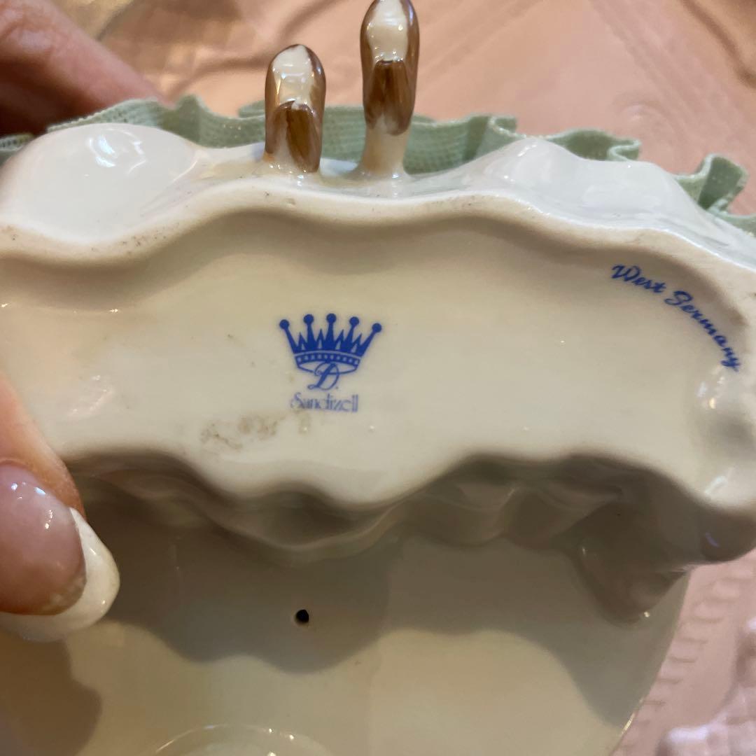 西ドイツの水色フリルドレスの陶器人形SALE‼️