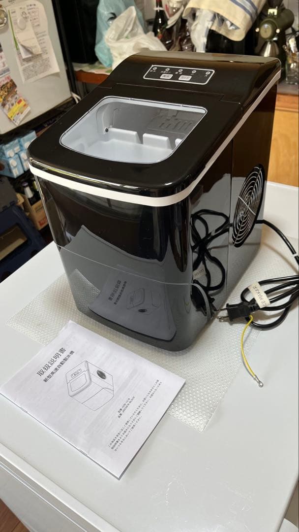 家庭用　製氷機　ブラック