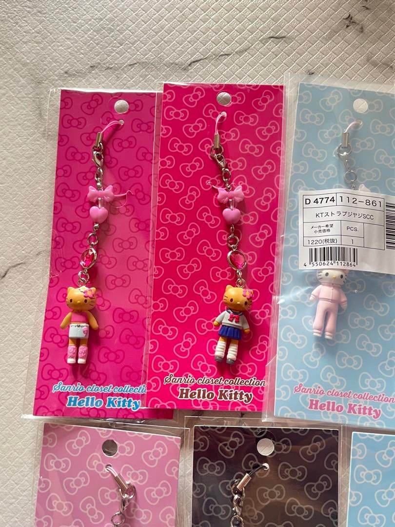 ハローキティ クローゼットコレクション