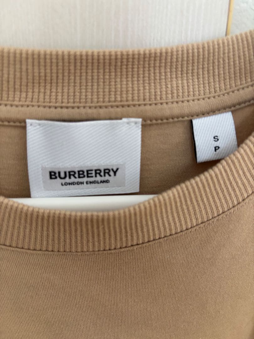 本日限定☆BURBERRY ベージュ Tシャツ Sサイズ
