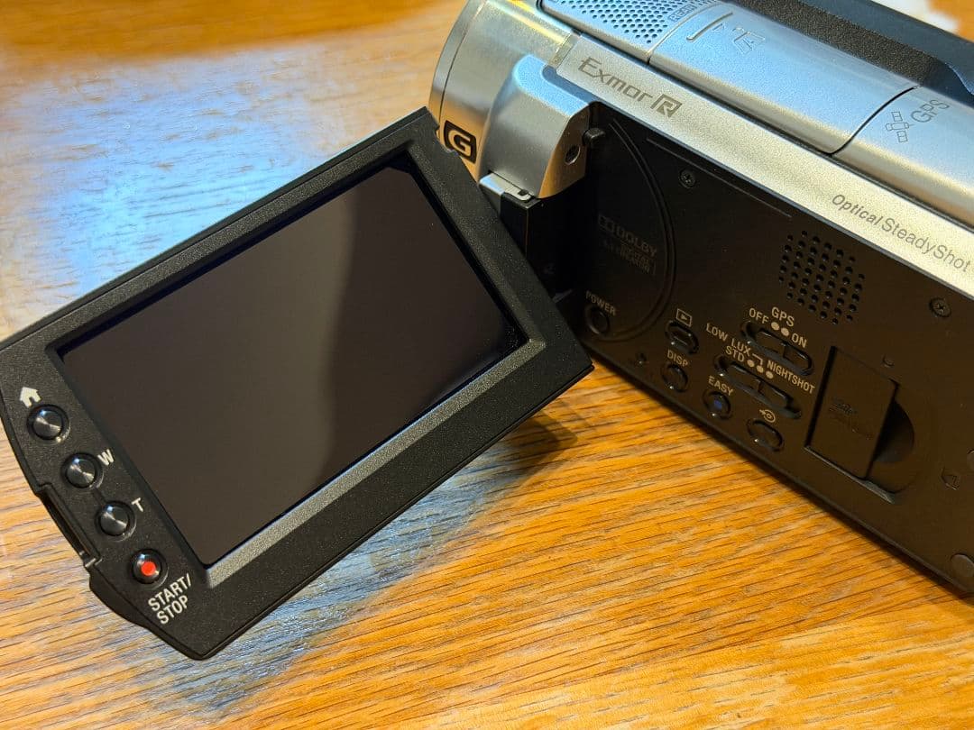 SONY HDR-XR500V ワイコン、マイク、リモコン三脚など付属