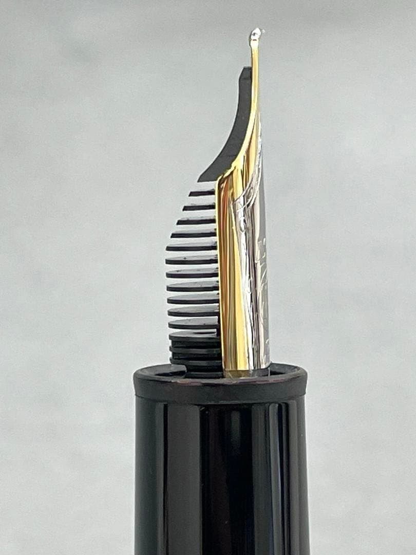 モンブラン MONTBLANC P146ル・グラン 万年筆 プラチナクラシック