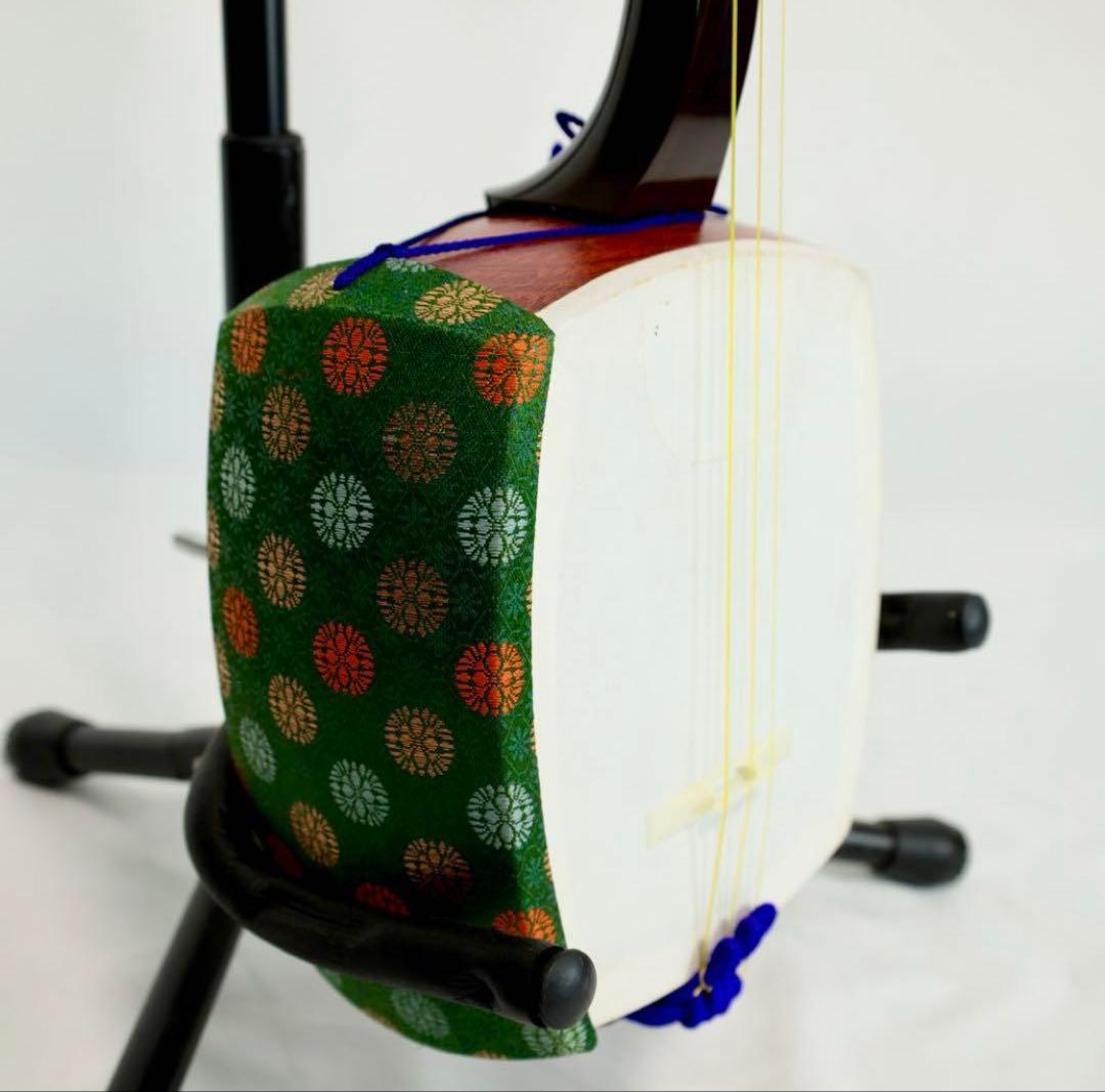 三味線本体 木製 バチ付き　セール