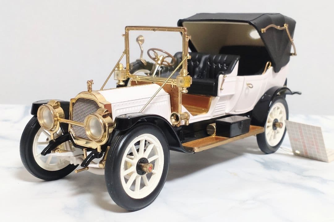 ミニカー 1912 PACKARD VICTORIA