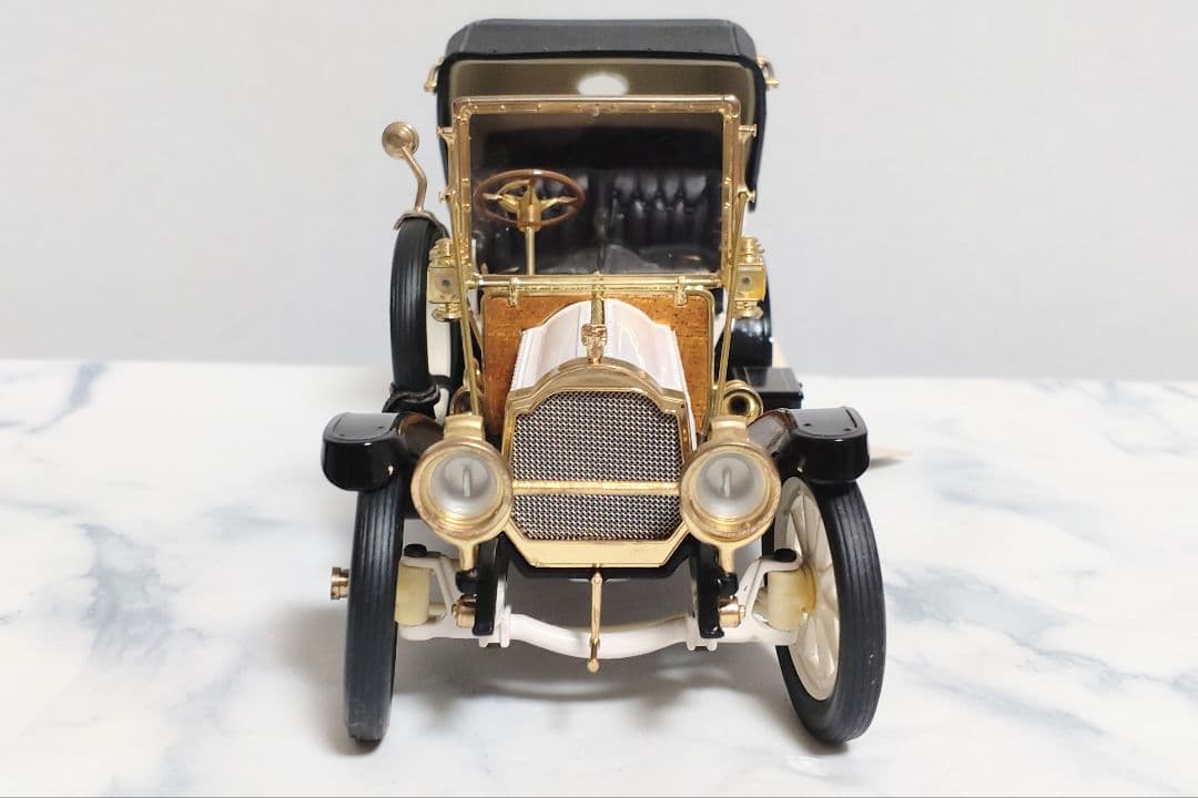 ミニカー 1912 PACKARD VICTORIA