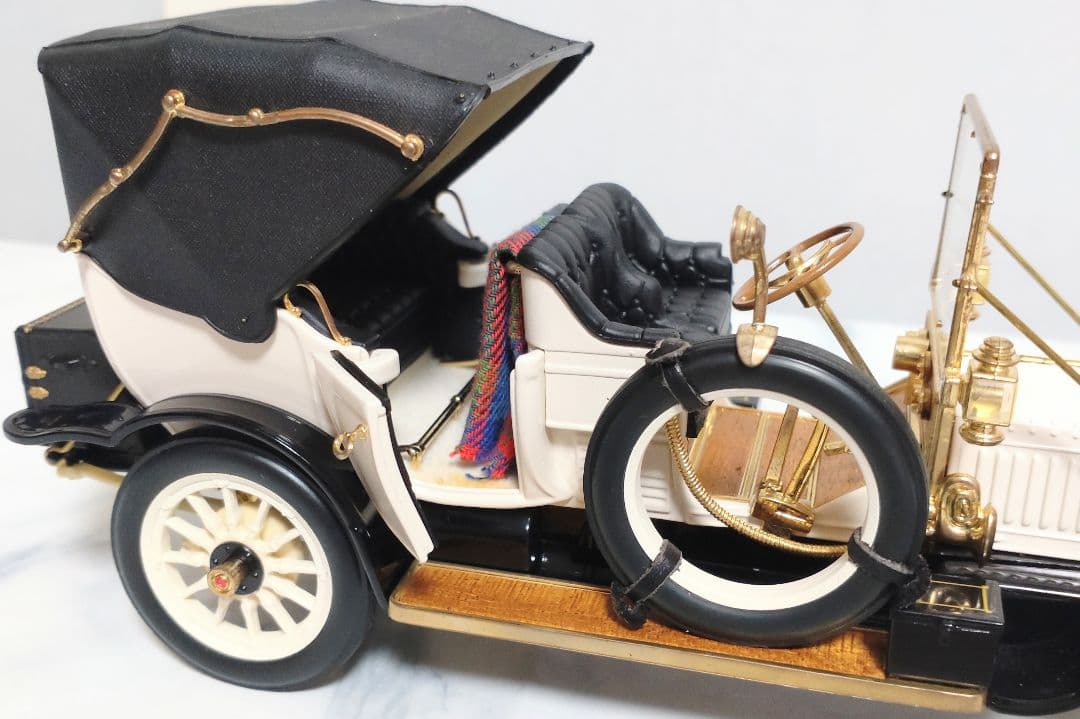 ミニカー 1912 PACKARD VICTORIA