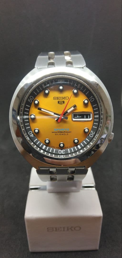 訳あり　SEIKO5 SPORTS 自動巻き 腕時計 オレンジ　複刻版希少モデル