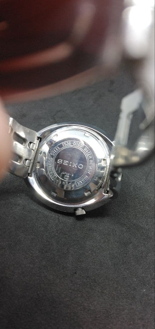 訳あり　SEIKO5 SPORTS 自動巻き 腕時計 オレンジ　複刻版希少モデル
