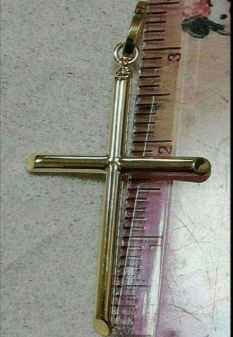 ゲ*パ様 K18 18金 クロスペンダントトップ 十字架モチーフ 0.82ｇ