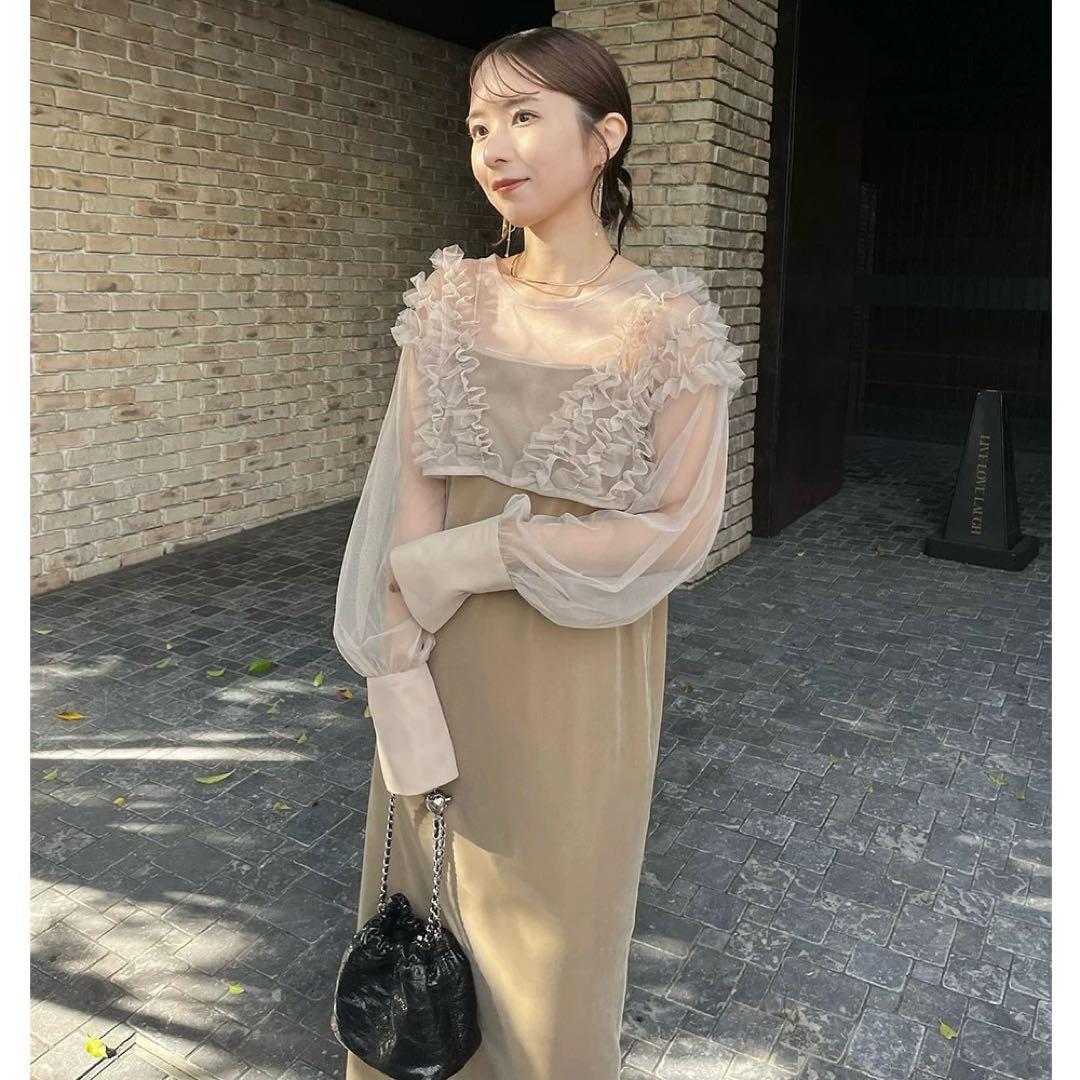 【完売品・新品未使用】カプリシュレマージュ ワンピース ベージュ 結婚式 二次会