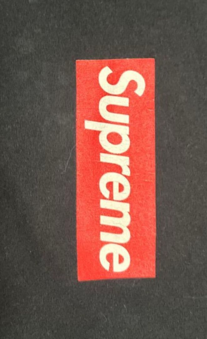 supremeBOXロゴTシャツ