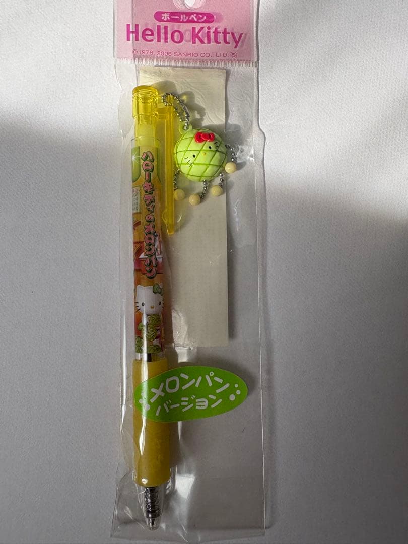 レア　ご当地キティ　メロンパンバージョン　ボールペン
