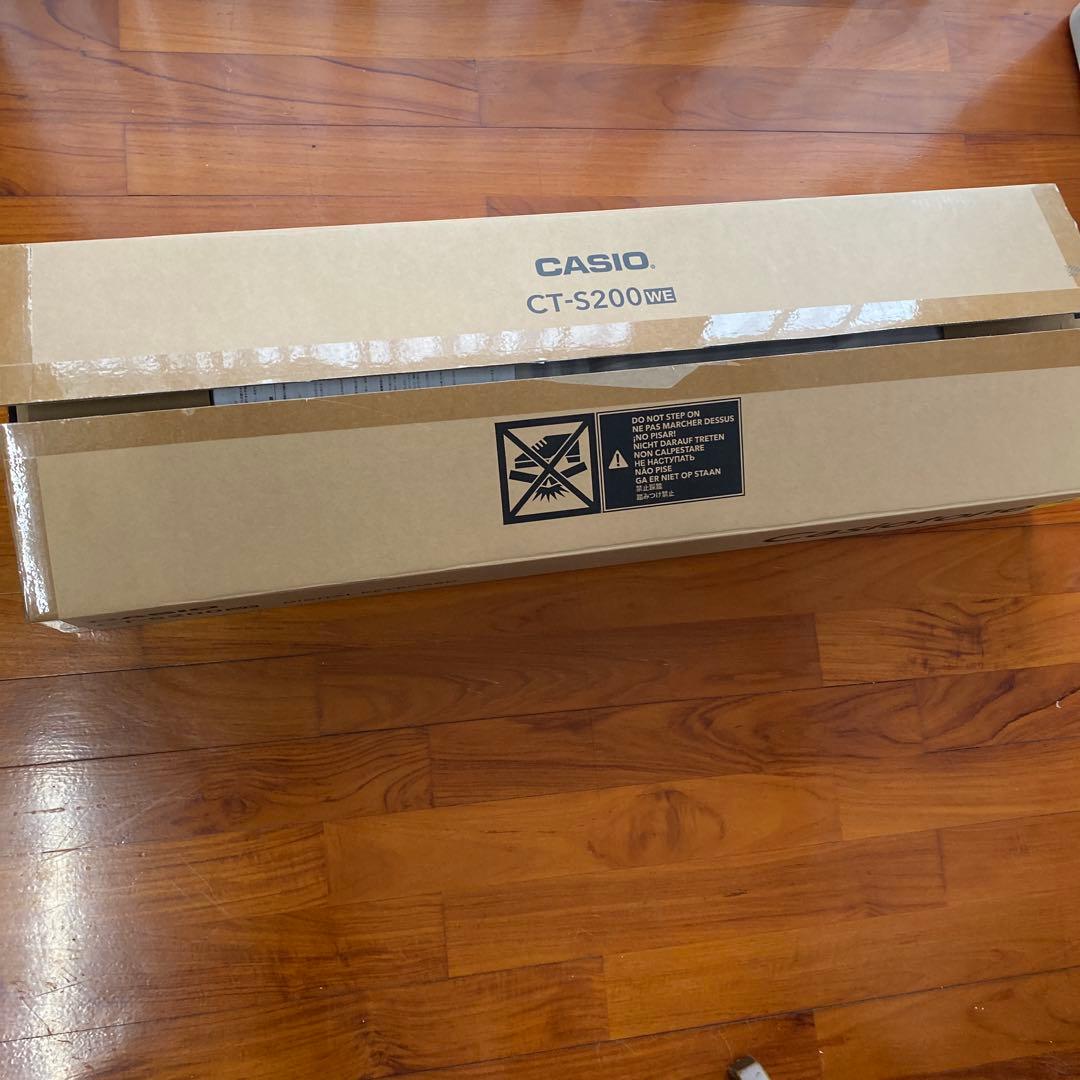 【美品】CASIO CT-S200WE