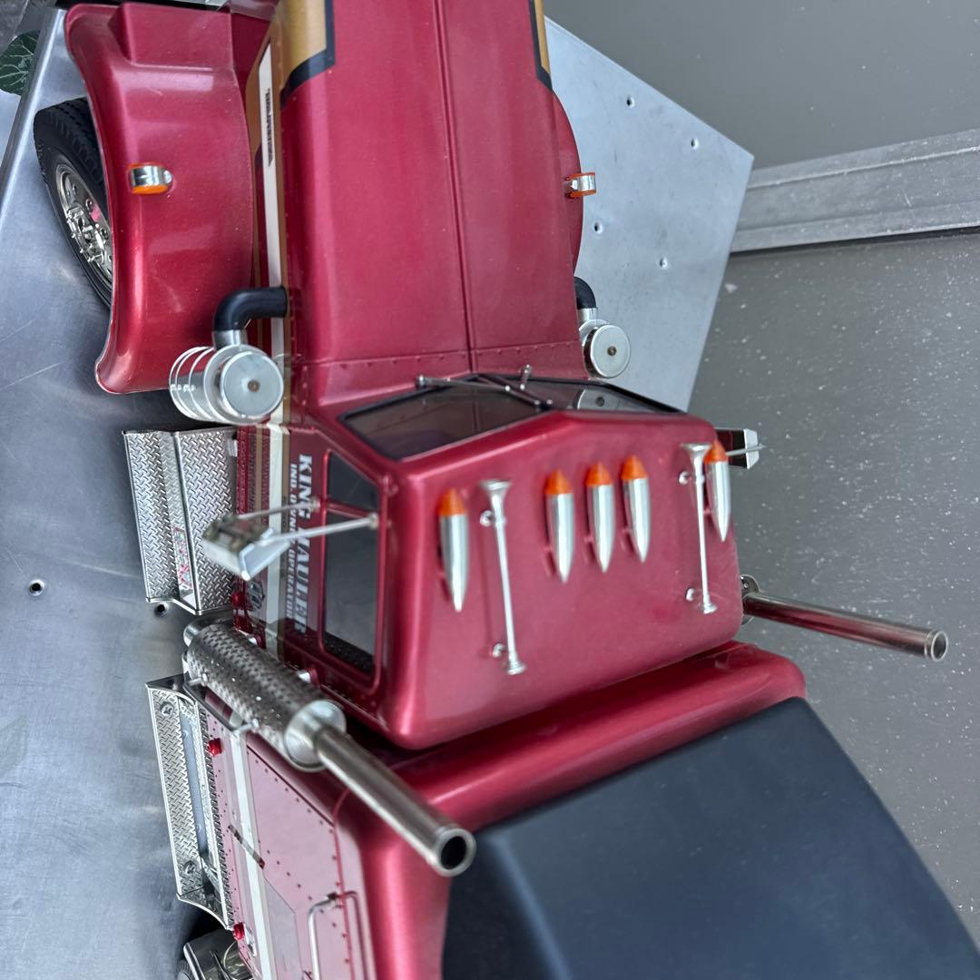 タミヤ 1/14 電動RCトレーラーヘッド キングハウラー