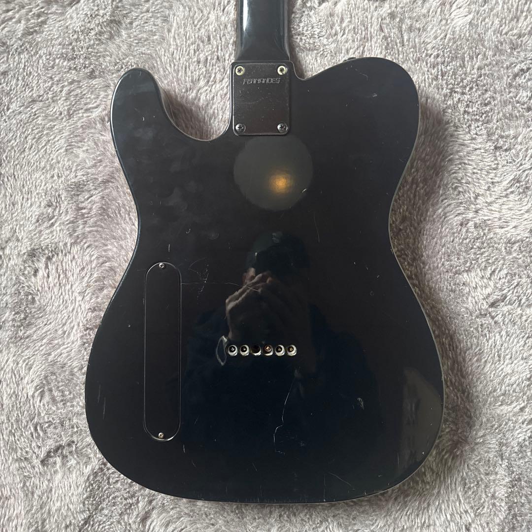 Fernandes HOTEI modelエレキギター