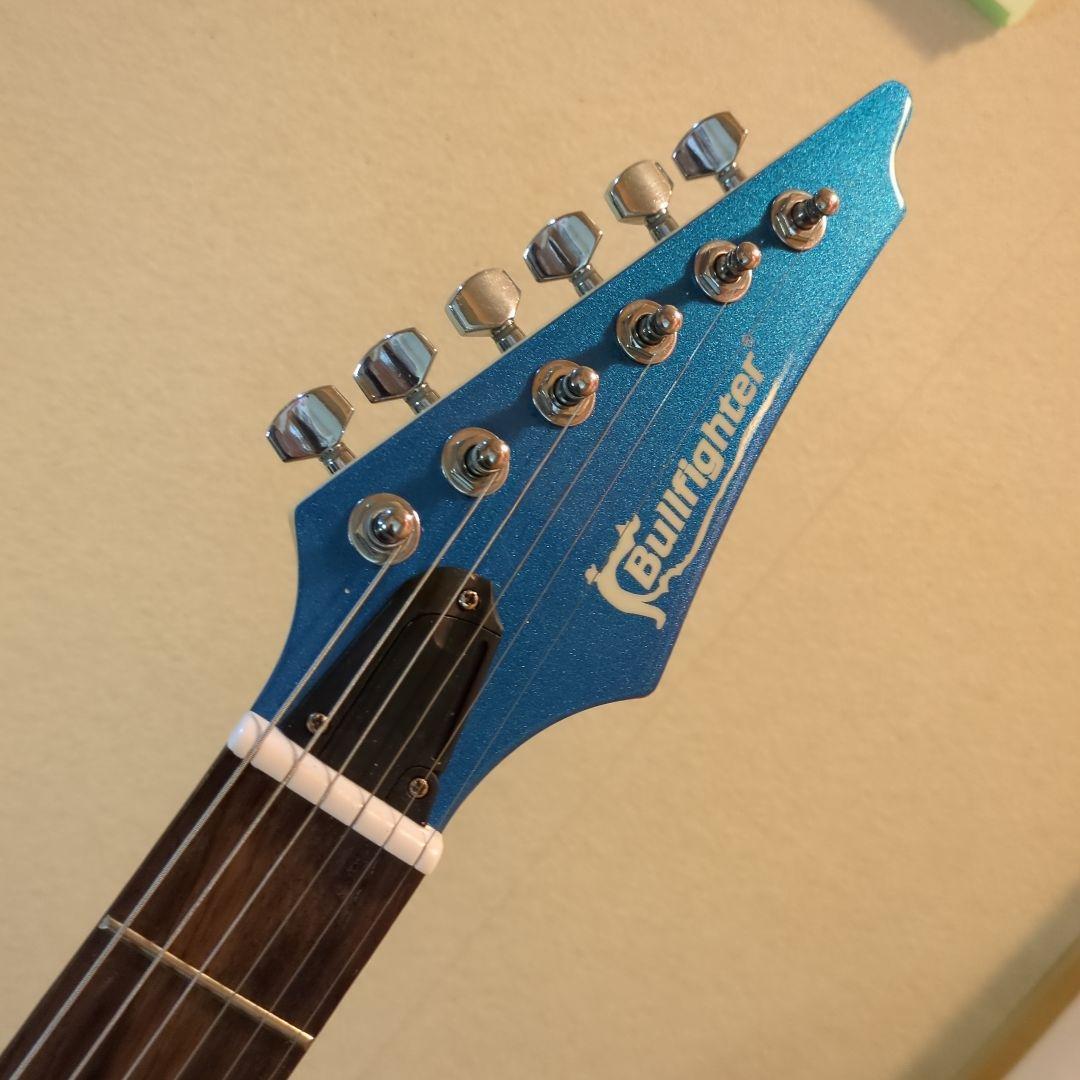 Bullfighter(ブルファイター)エレキギターストラトタイプ♫初心者向け