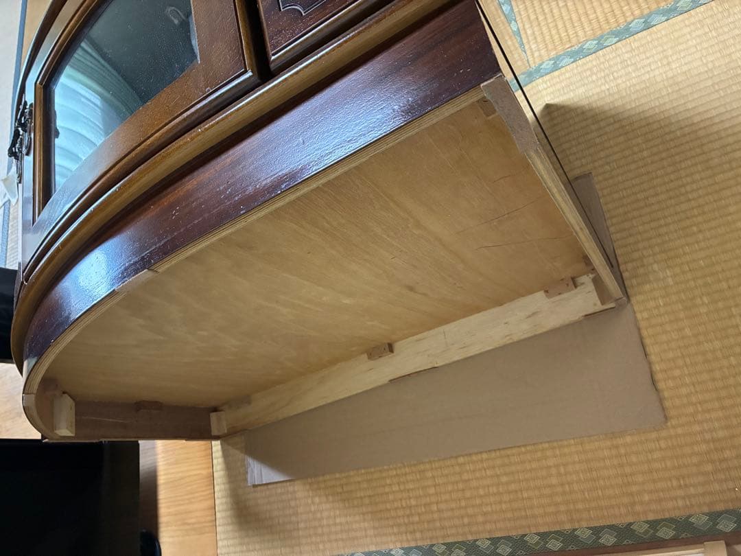 値引き！カリモクの木製ヴィンテージテレビ台 曲線ガラス お店のアトリエなどにも