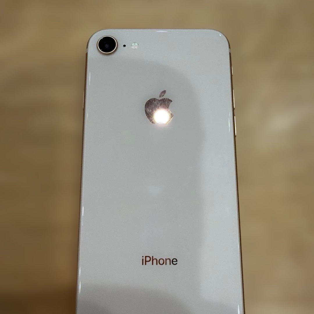 iPhone 8 iFaceケース付き