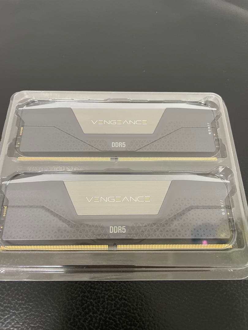 CORSAIR VENGEANCE RGB DDR5 32GB 16GB×2