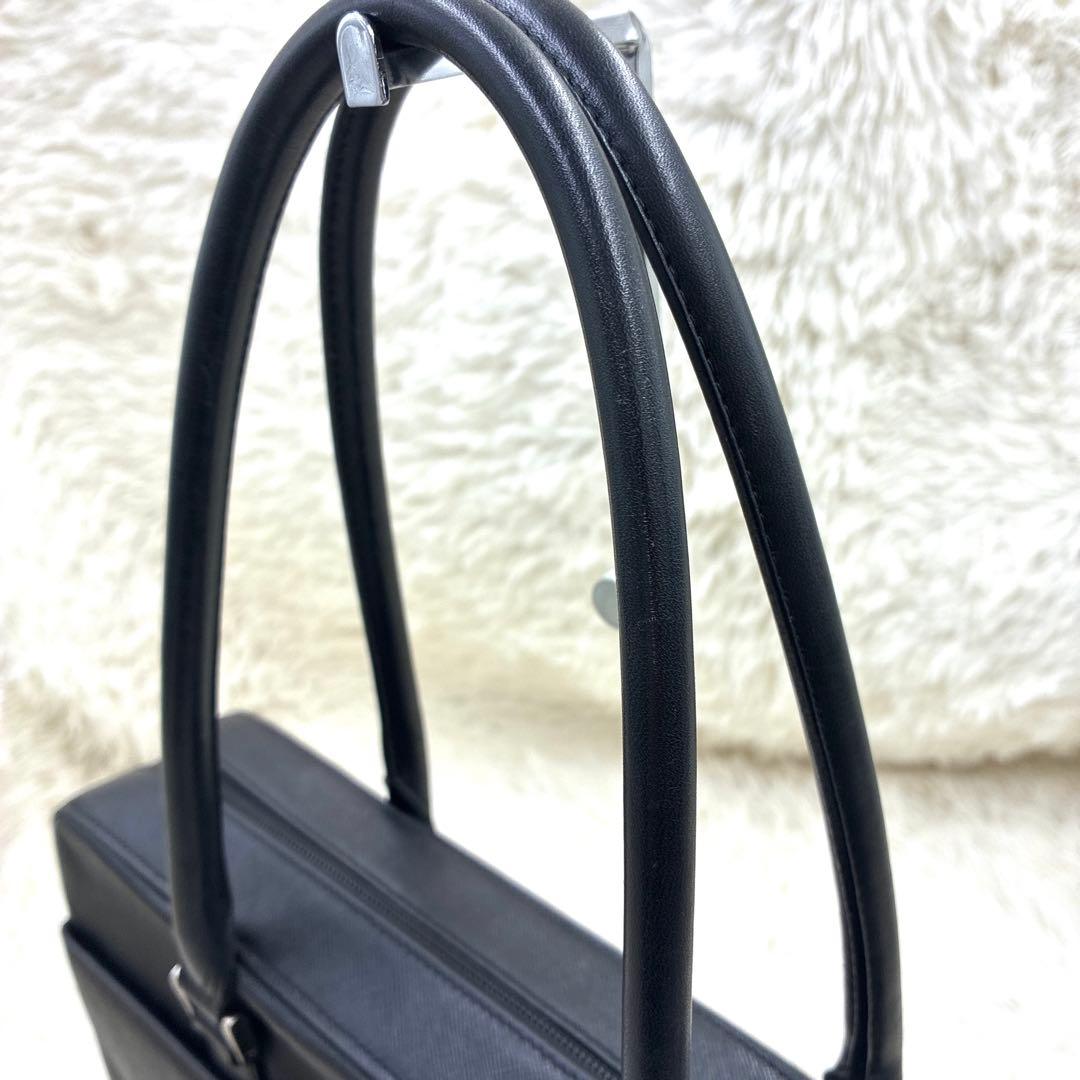 バーバリー サフィアーノレザー ノバチェック ビジネスバッグ ブラック 黒 A4