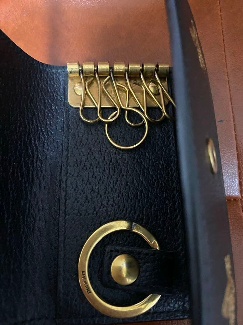 GUCCI グッチ　ビー　スター　蜂　星　アニマリエ　キーケース　ブラック